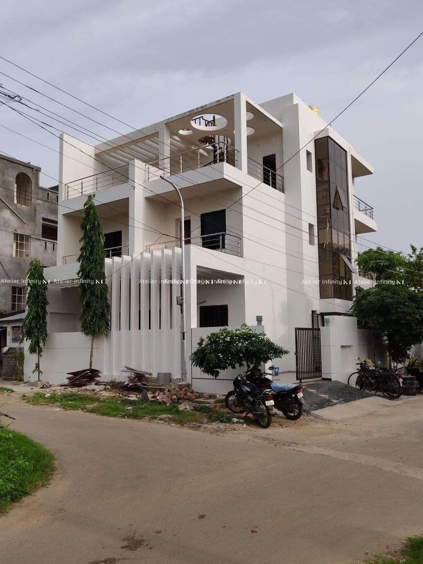 Chandrakant Residence — image 1